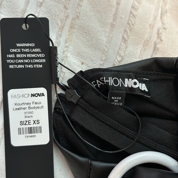 Fashion Nova leather high neck bodysuit - Picture 3 of 3